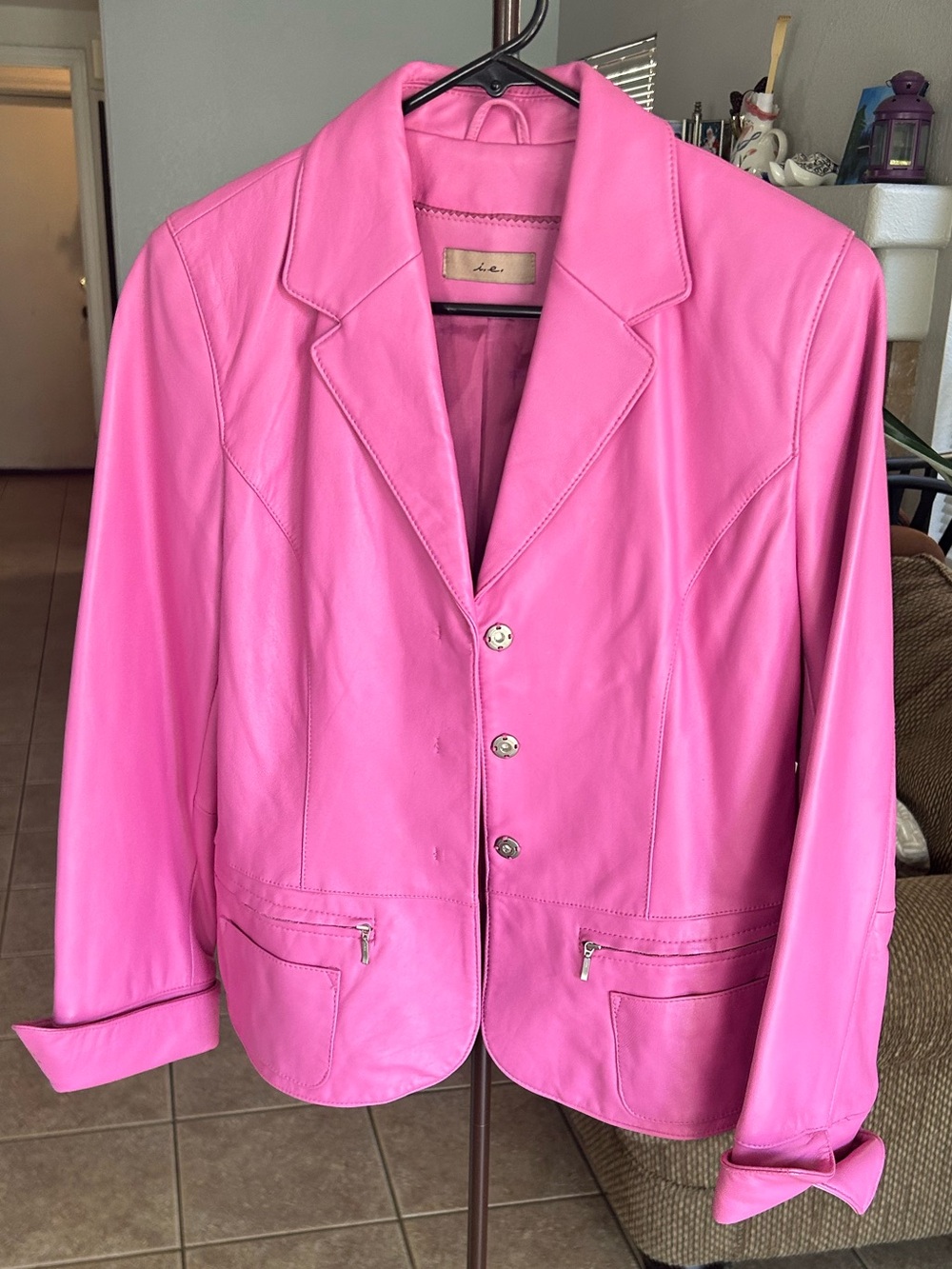 Women's Pink Leather Blazer Jacket - Stylish Tailored Coat
